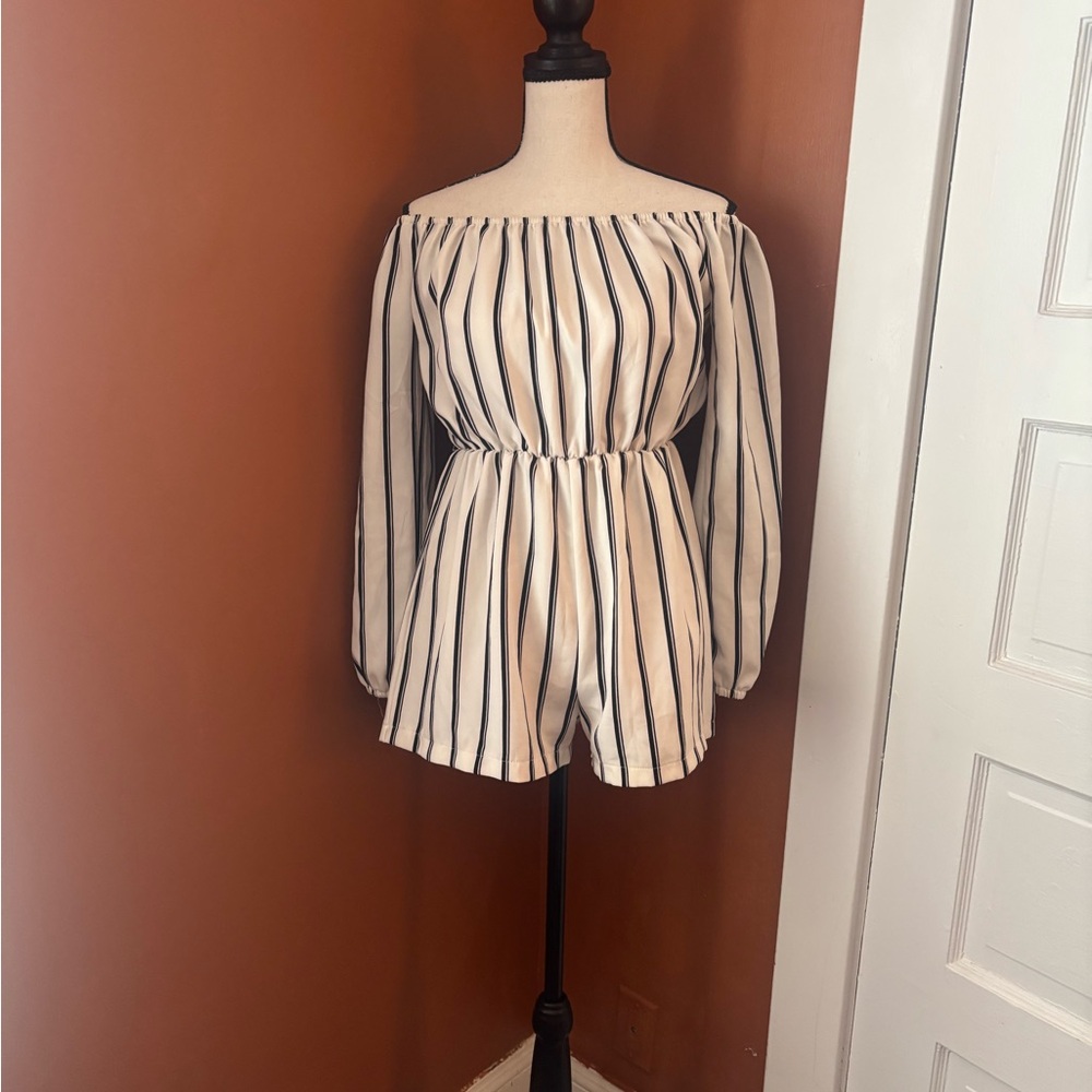 Missguided Monochrome Off-Shoulder Romper